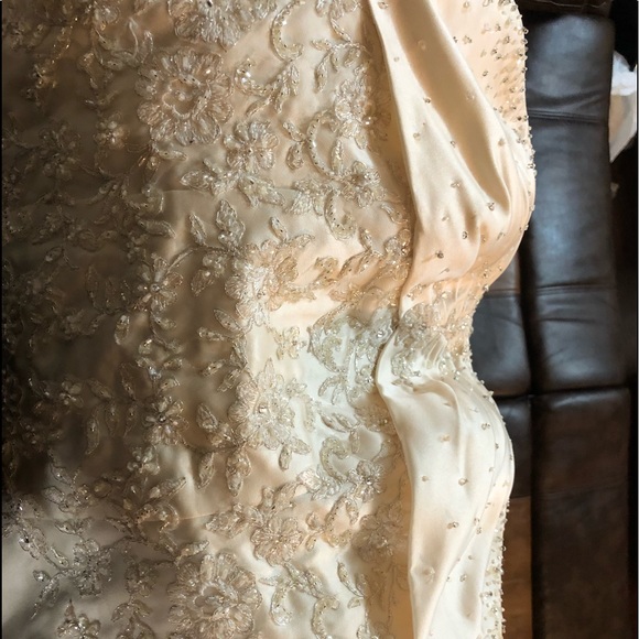 Wedding Dress - Picture 2 of 6